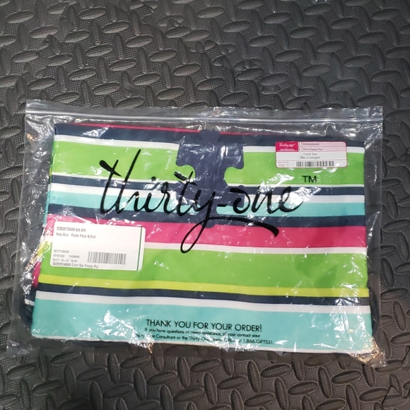 Thirty-one Cinch Sac - Picture 2 of 2